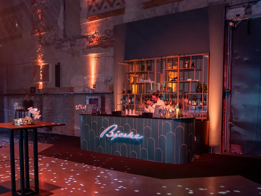 Event for Bjerke som viser bar med logo
